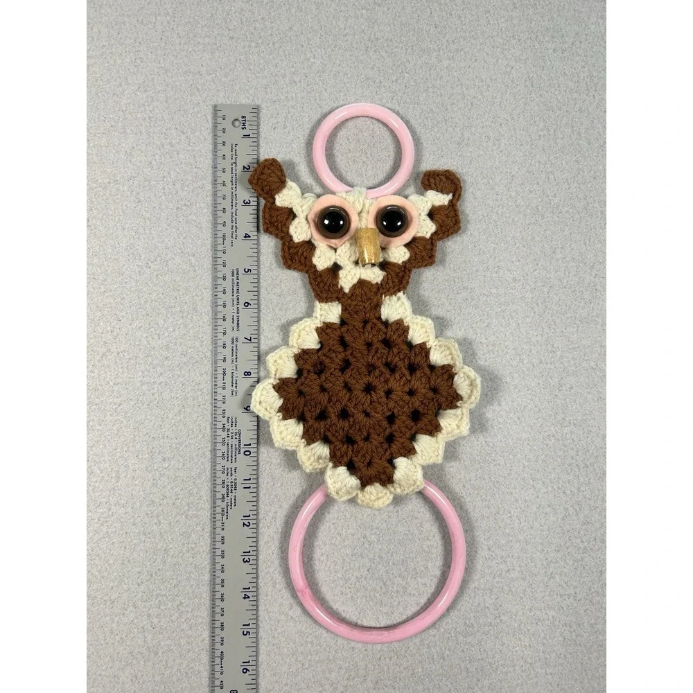 Vtg Crochet Owl Hand Towel Holder Ring with Real looking Eyes Brown Pink MCM 15